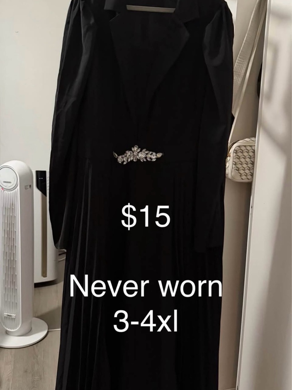 SHEIN Black Long Sleeve Pleated Gown with Rhinestone Waist